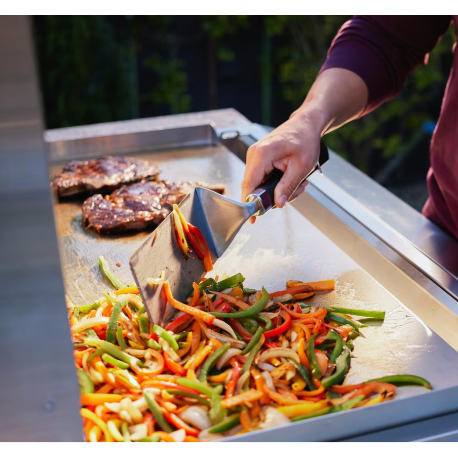 Blaze LTE PRO 40-Inch Built-in Griddle w/ Digital Temperature Screen & Lift-Assist Lid (BLZ-GRIDDLE40-LP / BLZ-GRIDDLE40-NG)