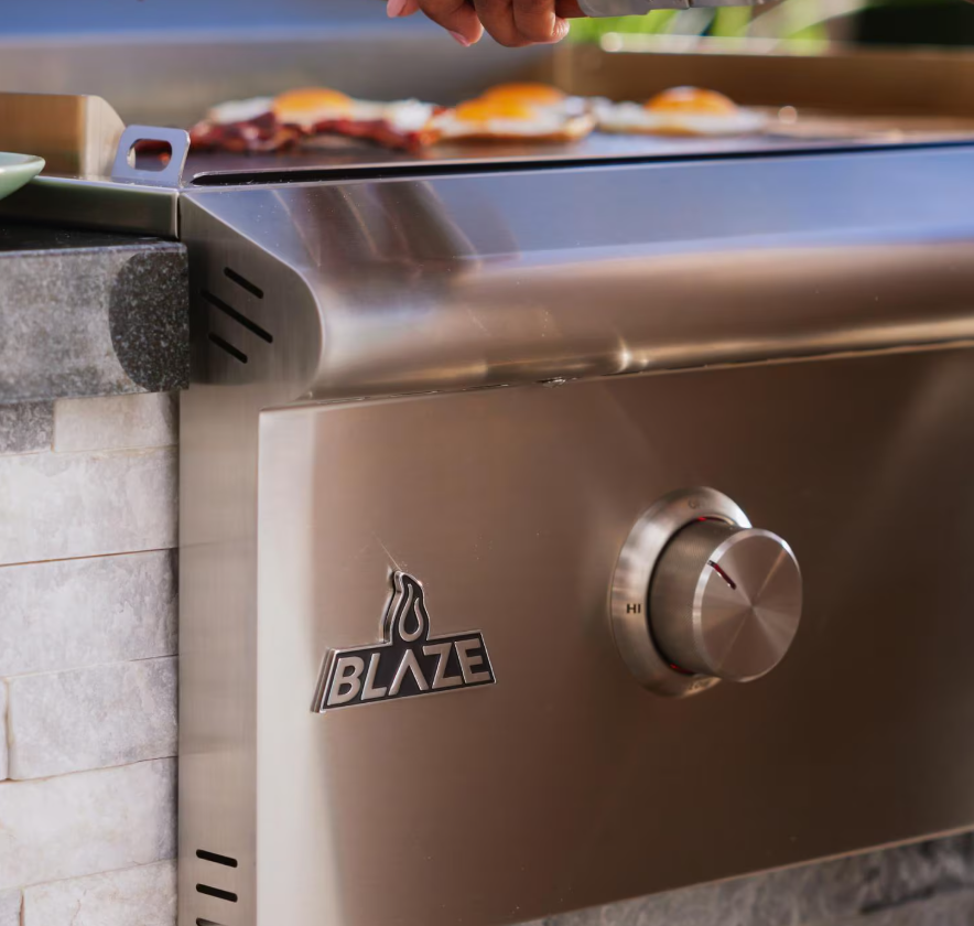 Blaze LTE+ 30-Inch Built-in Griddle w/ Lift-Assist Lid (BLZ-GRIDDLE-LTE3-LP / BLZ-GRIDDLE-LTE3-NG)