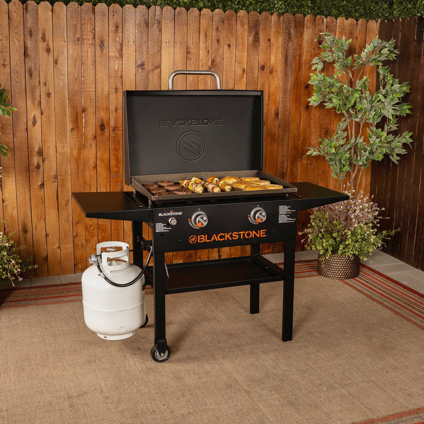 Blackstone 2147 Griddle Original 28in Griddle Cooking Station With H